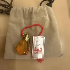 琥珀　ペンダントトップ