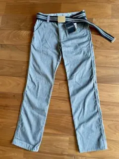 キッズ　長ズボン　ベルト付き　ロングパンツ　150 未使用　ボトムス　グレー