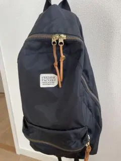 FREDRIK PACKERS 黒　デイパック バックパック