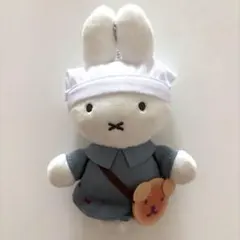 みっふぃーおやつ堂 エプロンワンピマスコット　ぬいぐるみ　ミッフィーのサムネイル