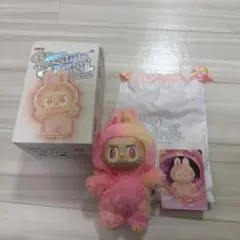 THE MONSTERS Big into Energy