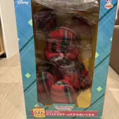 ミッキーマウス クリスマスカラーの大きなぬいぐるみ