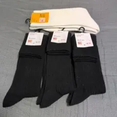 ユニクロ　ヒートテックソックス　4足