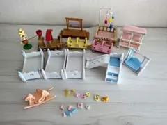 シルバニアファミリー　赤ちゃんお世話グッズ　遊具家具　小物セット売り