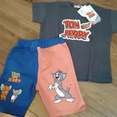 トムとジェリー　新品　半袖Tシャツ&ハーフパンツ　2点セット　110cm