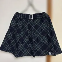チェック柄スカート ベルト飾り付き