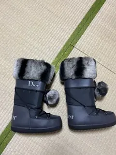 Dior ムートンブーツ ブラック 35-38のサムネイル