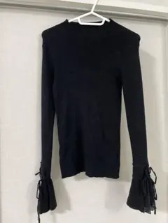 【即購入OK】【Mサイズ】レース付きフレア袖 長袖黒ニット