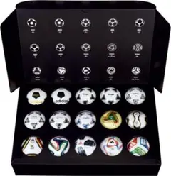 adidas FIFAワールドカップ 歴代公式試合球 ミニボール 10種セット