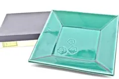 未使用＊緑交趾梅紋四方菓子皿 角皿 盛皿 梅柄 スクエアプレート 陶器皿 緑