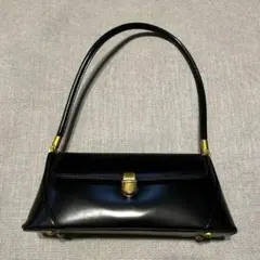 ✴︎新品・未使用✴︎ハンドバッグ ゴールド金具　ブラック