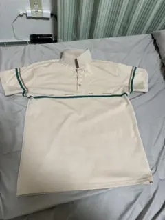 ベージュ ストライプ ポロシャツ