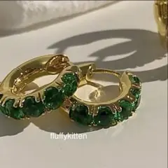 グリーンジルコンフープピアス