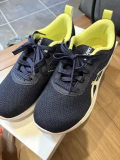 asics キッズスニーカー　21センチ