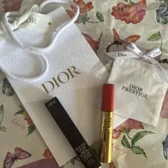 お値下げ　新品未使用　Dior Liquid 999 ルージュ　口紅