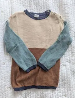 H&M ボタン付きニットセーター