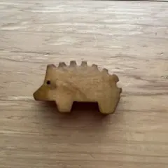 spielform スピールフォーム　ドイツ　木製　ostheimer アザラシ Ostheimer Fox Running | Wooden Figures- Blue Otter Toys