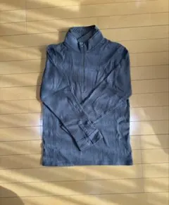 グレー シャツ カットソー