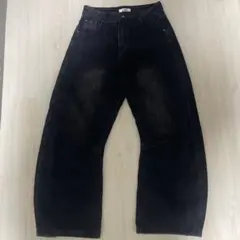 ブラック ワイドレッグデニム　yolo