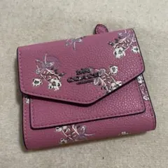 限定商品COACH 二つ折り財布 花柄 ピンク系