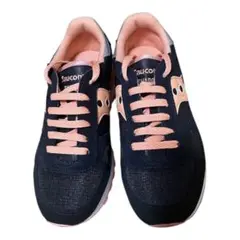 [美品] Saucony シャドウ 23.5cmレディース スニーカー 黒ピンクのサムネイル