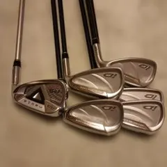 Item thumbnail for item 8fca3f15-9c03-4ce3-8f51-2a132a6178f6