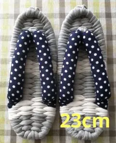 Item thumbnail for item f83ecc2d-c4c7-4f93-8229-d2fd5b5f6732