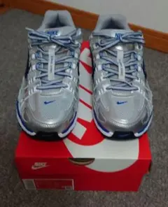 NIKE スニーカー 　P-6000　シルバー/ブルー