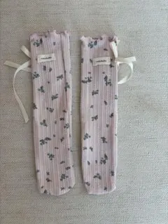 valubebe 花柄ソックス