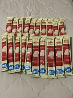 チロルLOVE様専用明治　ほほえみ　らくらくキューブ