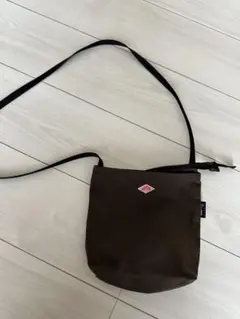 Item thumbnail for item 3306b384-4e7c-43bb-844e-df8ce568f83b