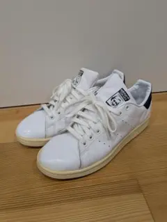 スタンスミス スニーカー