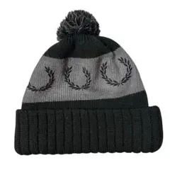 FRED PERRY ニット帽 ビーニー ボンボン付きニット帽 ブラック グレー FRED PERRY ニット帽 ビーニー ボンボン付きニット帽 ブラック グレー
