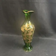 緑色の花柄ガラス花瓶