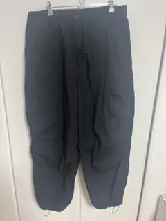 GU　スーパーワイドカーゴパンツ　ブラック　サイズXL