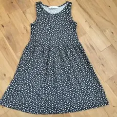 H&M 花柄ノースリーブワンピース 134/140