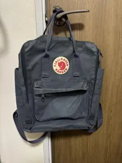 Fjällräven Kanken リュック グレーのサムネイル
