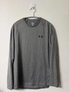 UNDER ARMOUR 長袖Tシャツ グレー Mサイズ