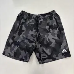 adidas カモフラージュ ショートパンツ