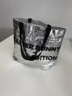 高級！MASTER BUNNY EDITION シルバー保冷バック　カートバック