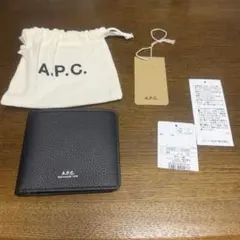 買ったばかり 新品　A.P.C. 二つ折り財布のサムネイル