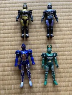 重甲ビーファイターカブトフィギュア　4体