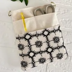 ミナペルホネン　オーガナイザー　アネモネ