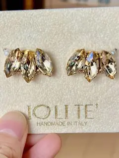 Item thumbnail for item 5f12c5f4-5e52-4dc5-8bdc-c2ee7608177d