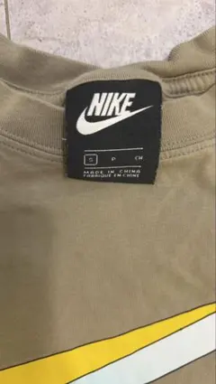 Nike オリーブグリーン Tシャツ S