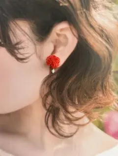 ピンポンマムのピアス　水引アクセサリー　オレンジ　【ハンドメイド】