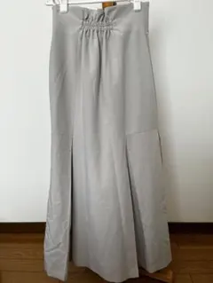 ナチュラルビューティーベーシック　スカート