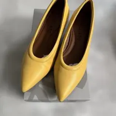 パンプス　丸ヒール　ポインテッドトゥー