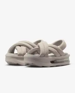 新品 ナイキ エア マックス アイラ　ウィメンズ　サンダル　23cm