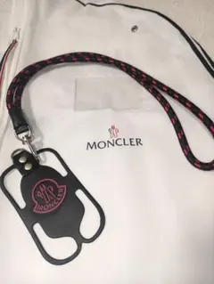 MONCLER ネックストラップ キーホルダー ロゴプレート - メルカリ